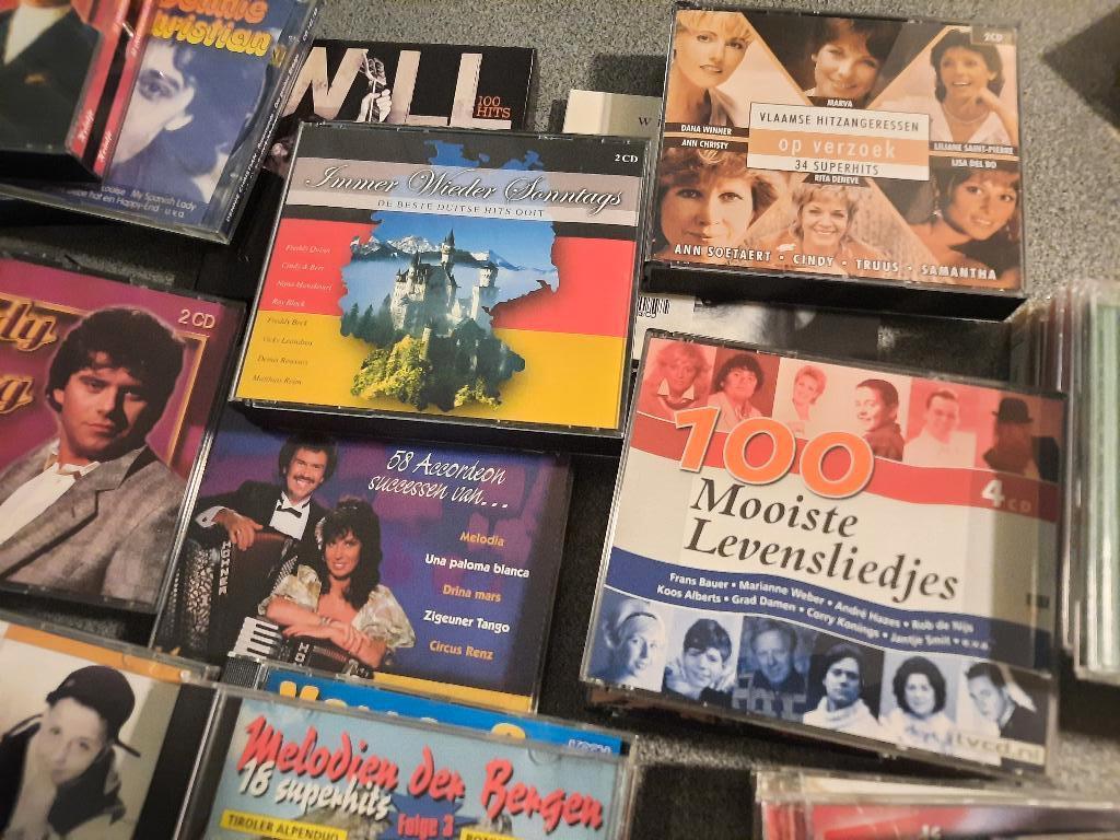 Cd´s Nederlandstalig,  Duitstalig en accordeon, Enlèvement, Utilisé, Chanson réaliste ou Smartlap