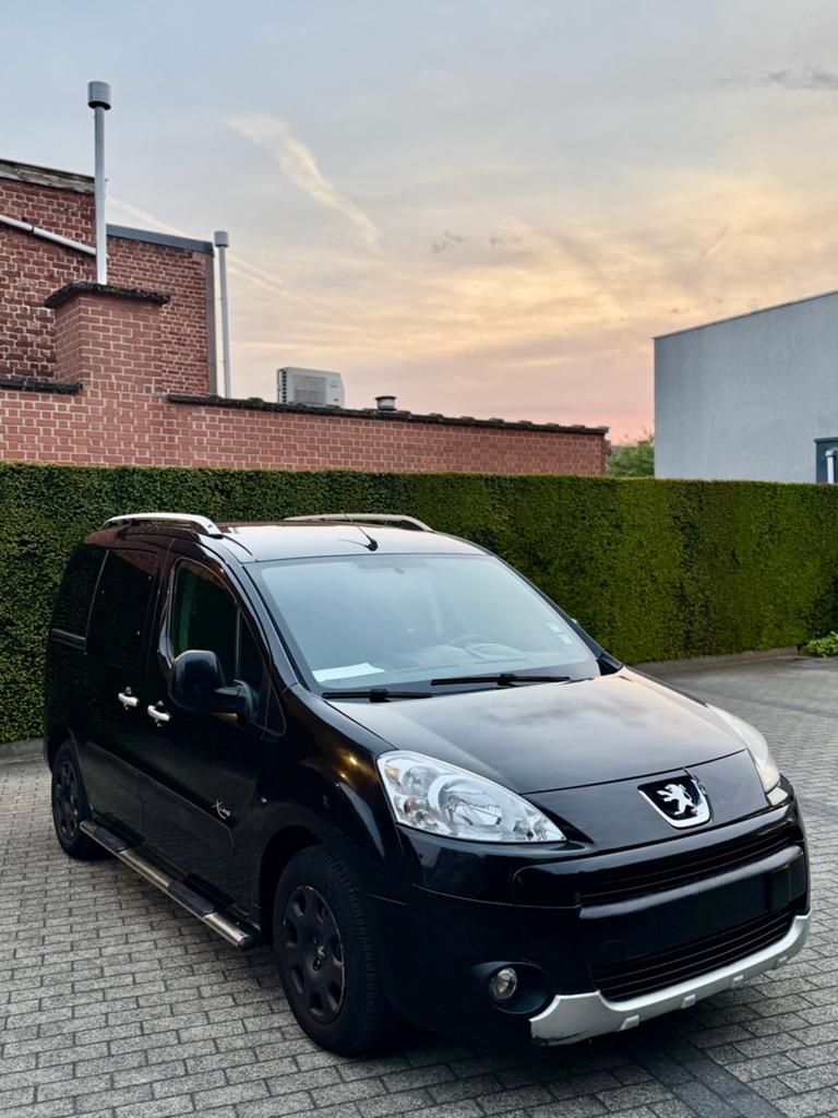Peugeot partner 1.6 hdi 2010 255.000km airco, Auto's, Bedrijf, Airconditioning, Te koop, Partner