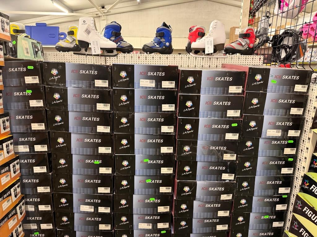 NIEUW partij iceskates kinder 250stuks, Sport en Fitness, Schaatsen, Ophalen, Nieuw, Overige typen