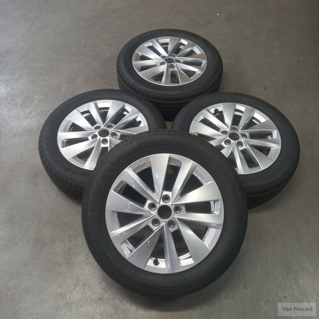 Skoda Kamiq GoodYear EfficientGrip Performance 205/55/R16 91, Auto-onderdelen, Gebruikt, -, Banden en Velgen, Zomerbanden