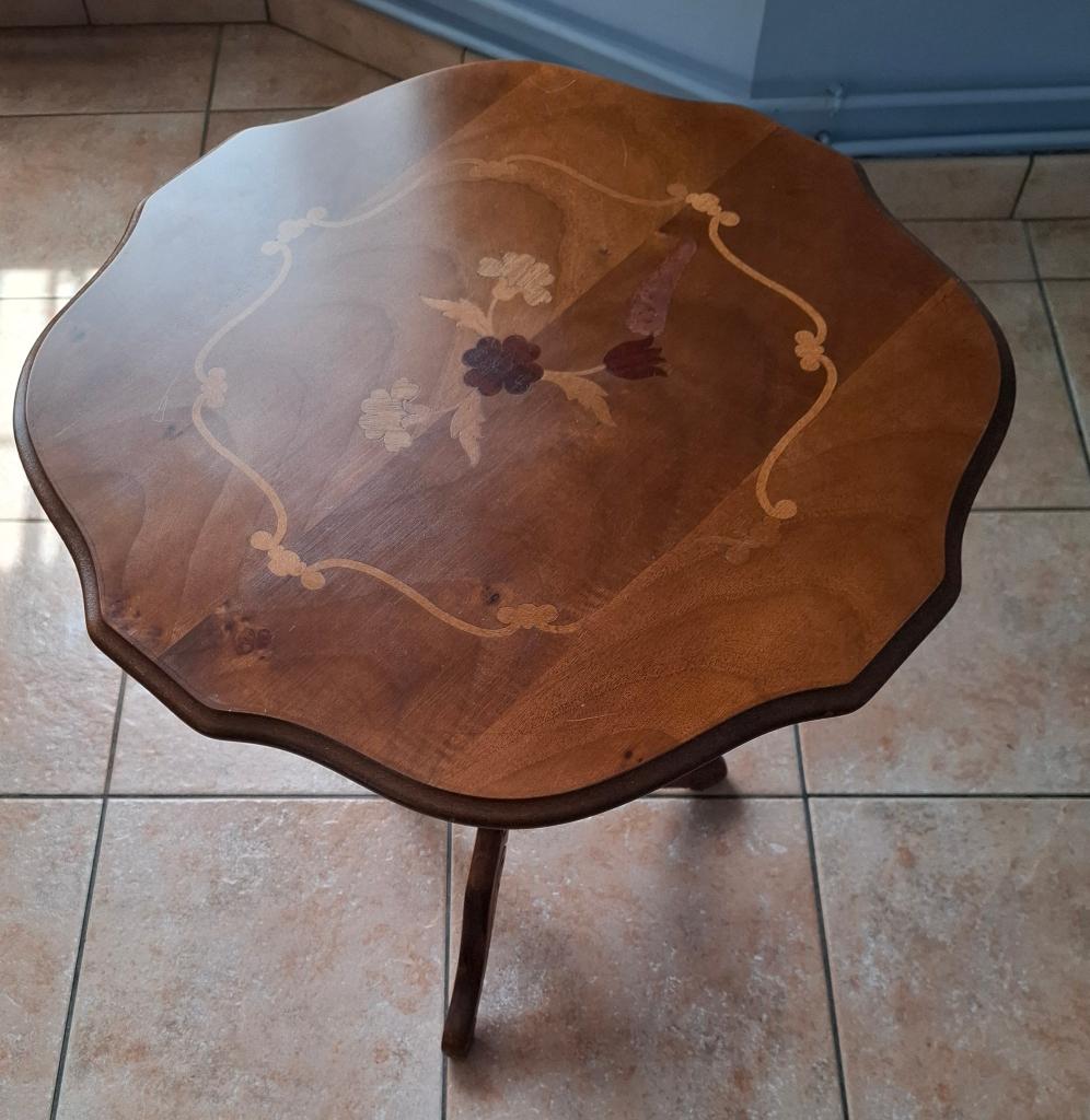 Antieken houten tafeltje, Antiek en Kunst, Antiek | Meubels | Kasten, Ophalen