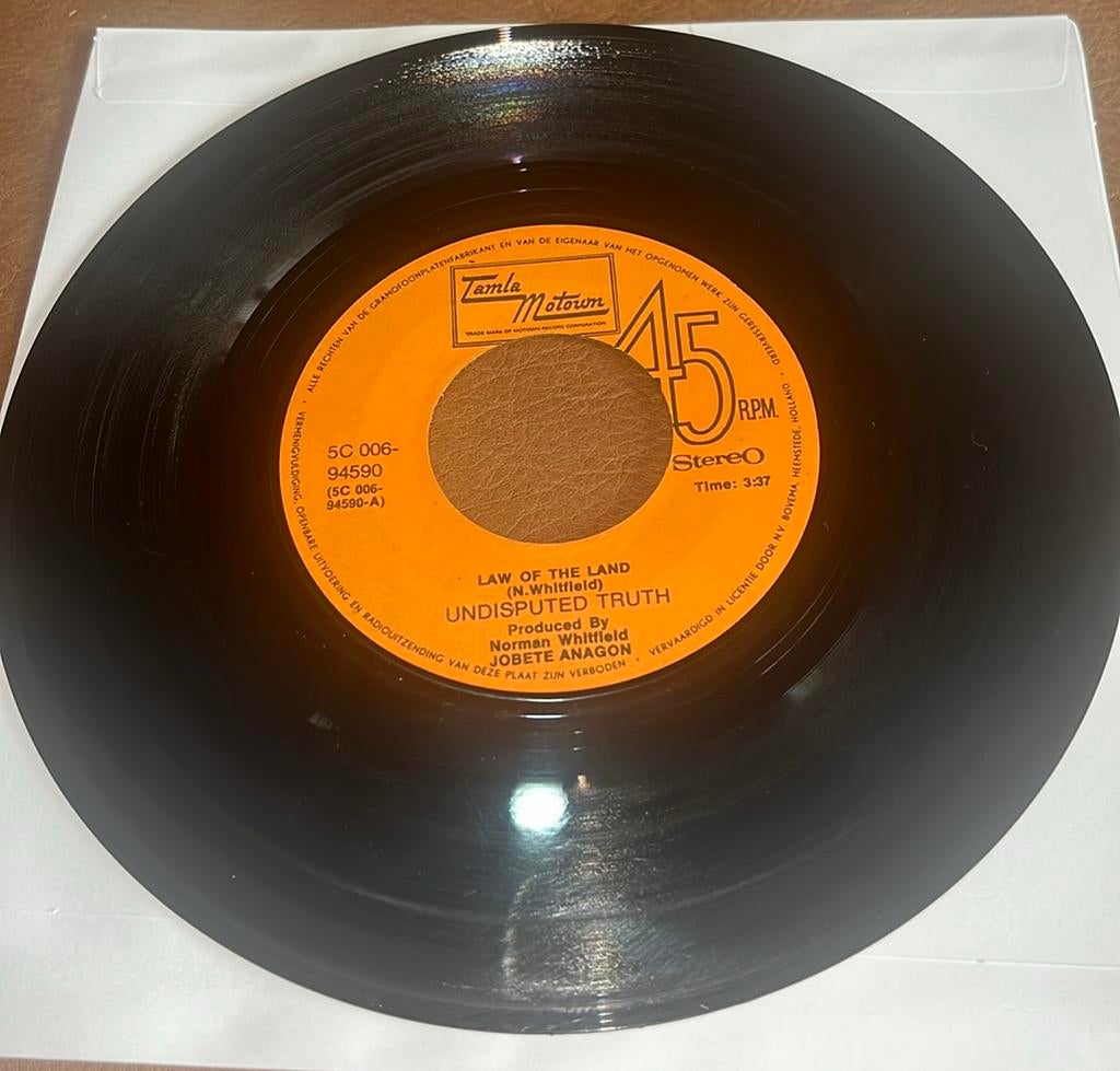 Undisputed Truth - Law of the land - 7” vinyl single - NL, Ophalen of Verzenden, Gebruikt, Single