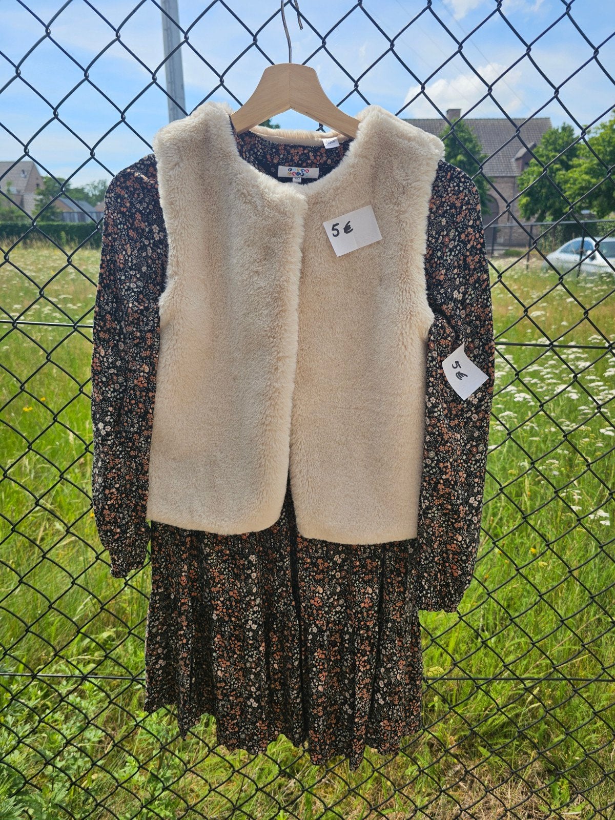 Robe Fish&Chips + gilet taille 152, Enfants & Bébés, Vêtements enfant | Taille 152, Enlèvement ou Envoi