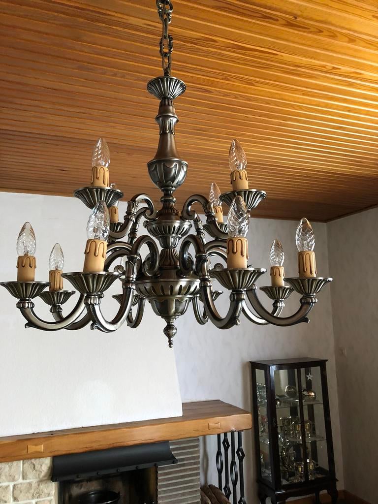 Tinnen kroonluchters, Ophalen