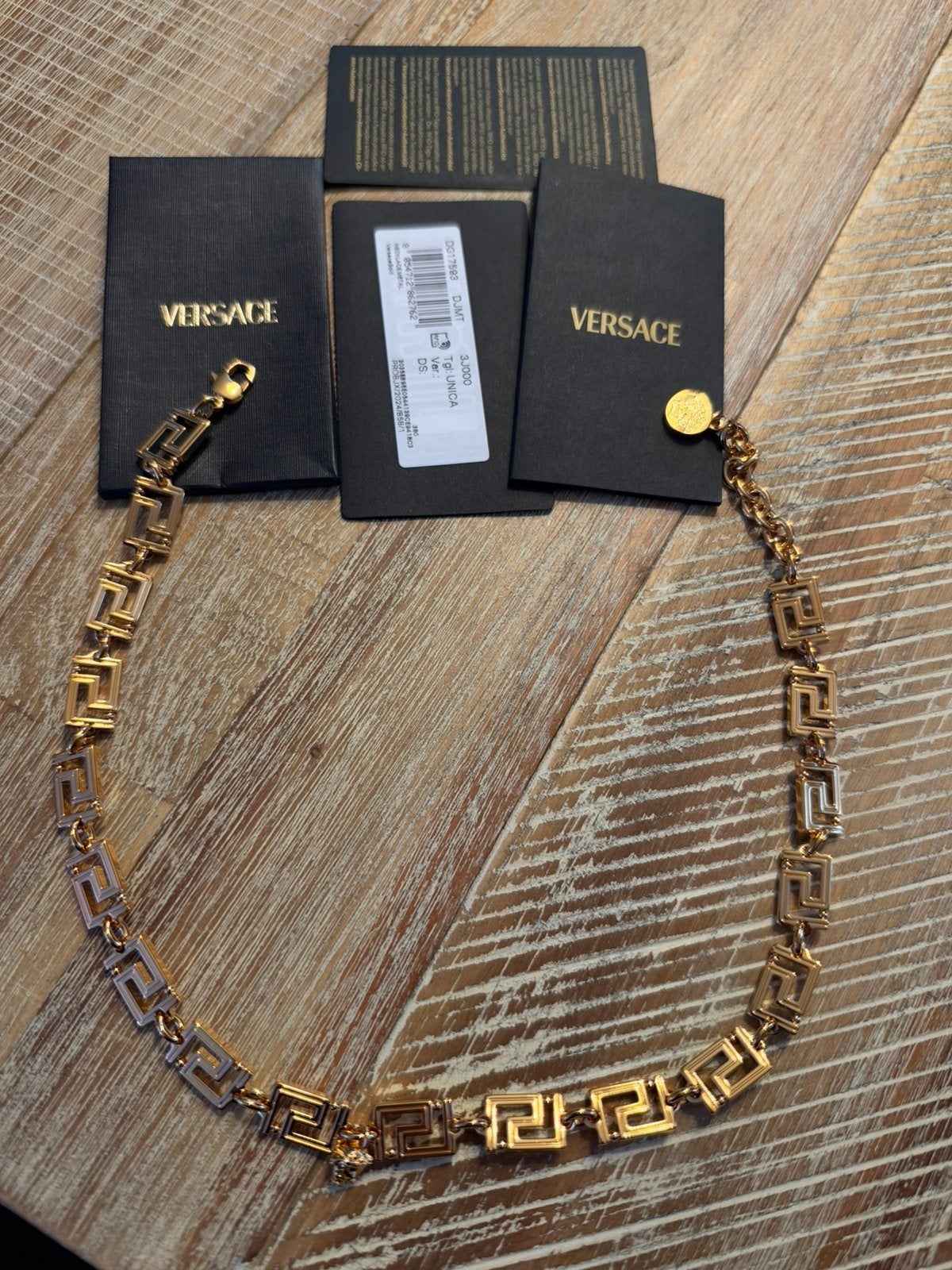 Collier Versace, Enlèvement, Comme neuf