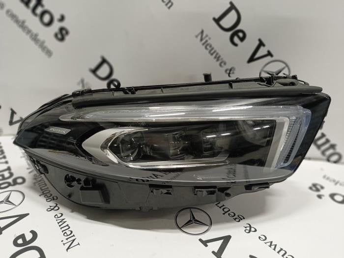 Phare droit d'un Mercedes A-Klasse, Utilisé, -, -, Enlèvement ou Envoi