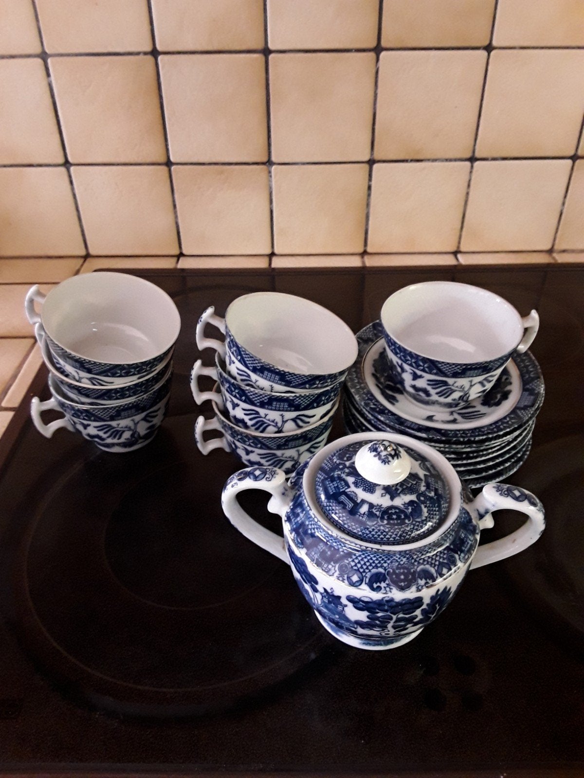 koffieservies, Ophalen