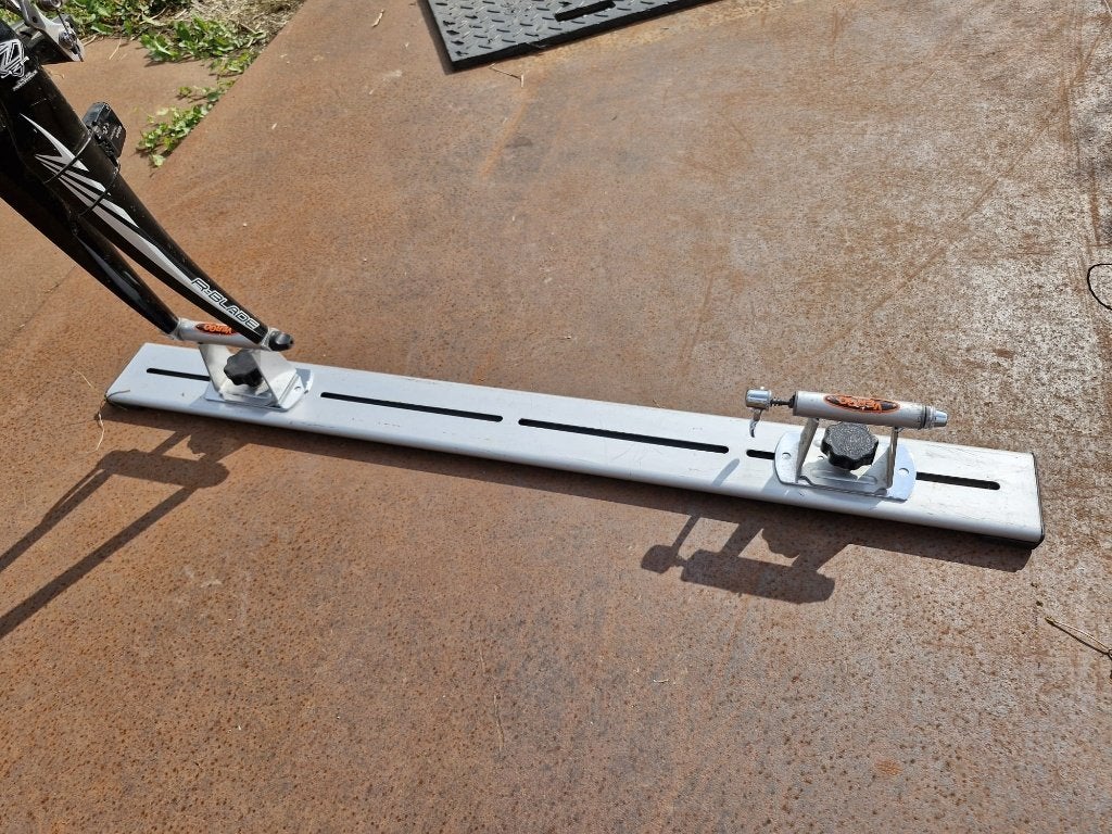 Minoura VERGO fietsdrager voor in auto, Autos : Divers, Porte-vélos, Enlèvement, 2 vélos, Utilisé, Accessoire porte-vélos