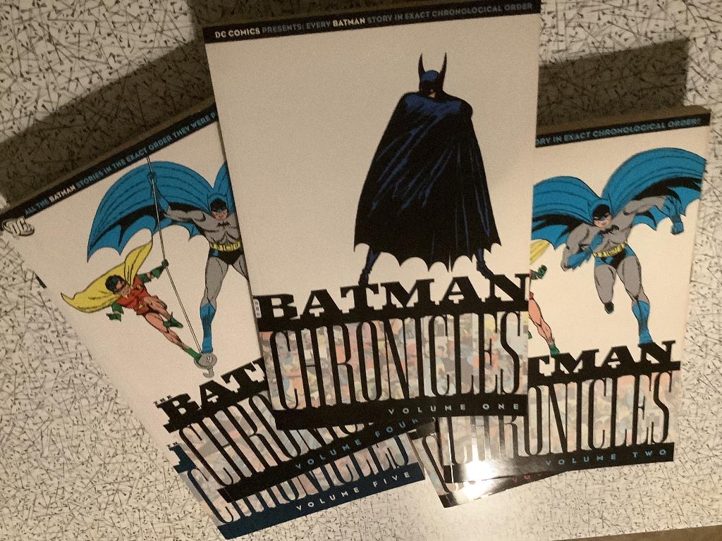 Pakket: Batman Chronicles Volume 1,2,3,4,5, Livres, BD | Comics, Comme neuf, Plusieurs comics, Amérique, Enlèvement ou Envoi