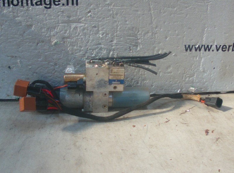 MOTEUR DE TOIT CABRIOLET Opel Tigra Twin Top (93162375), Opel, Opel Automobile GmbH, Utilisé, Kontakt-opel@opel.com