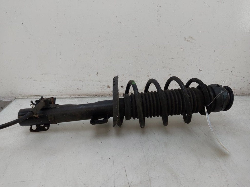 AMORTISSEUR OU ABSORBEUR DE CHOC AVANT GAUCHE Polo V (6R), Autos : Pièces & Accessoires, Volkswagen, Volkswagen AG, Utilisé, Kundenbetreuung@volkswagen.de