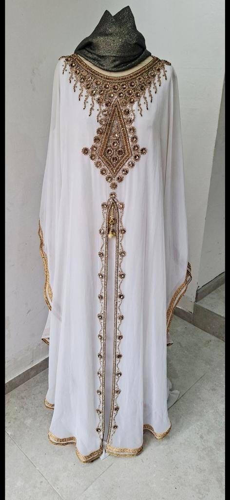 Abaya caftan robe de soirée, robe de mariée, robe longue, Taille 42/44 (L), Enlèvement ou Envoi, Porté, Blanc