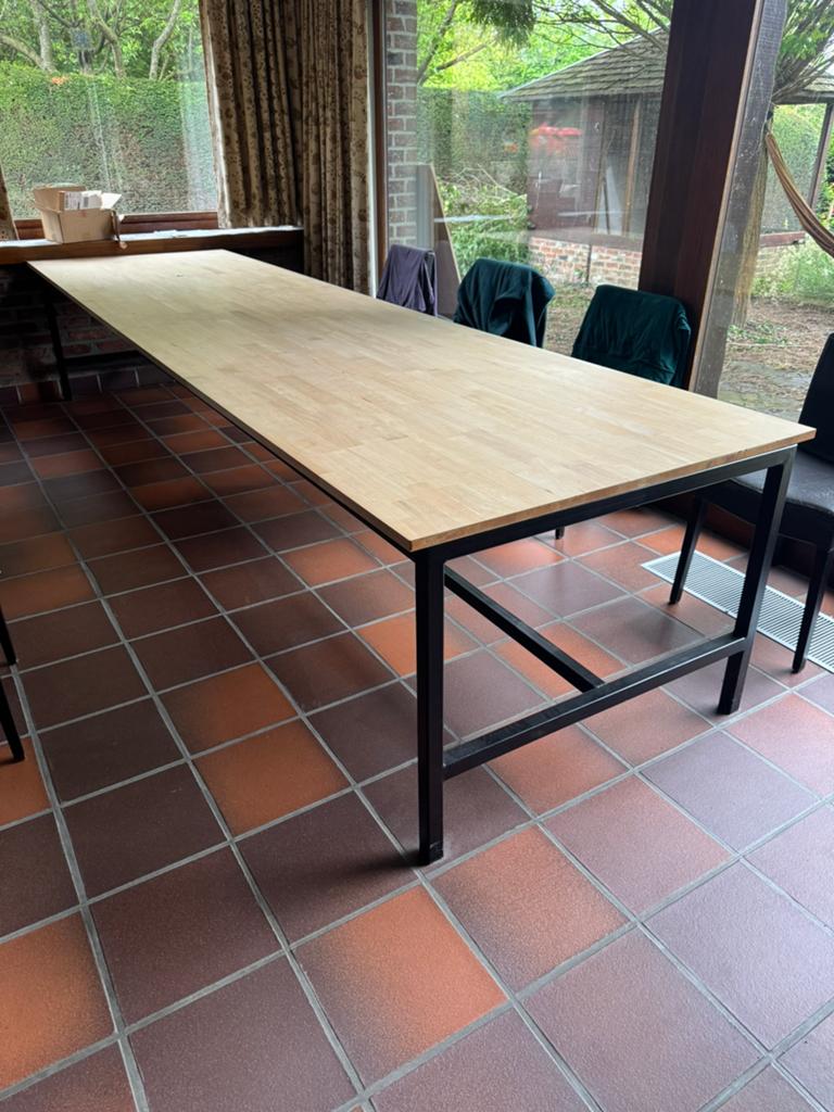 Grootte eettafel, Ophalen, Zo goed als nieuw