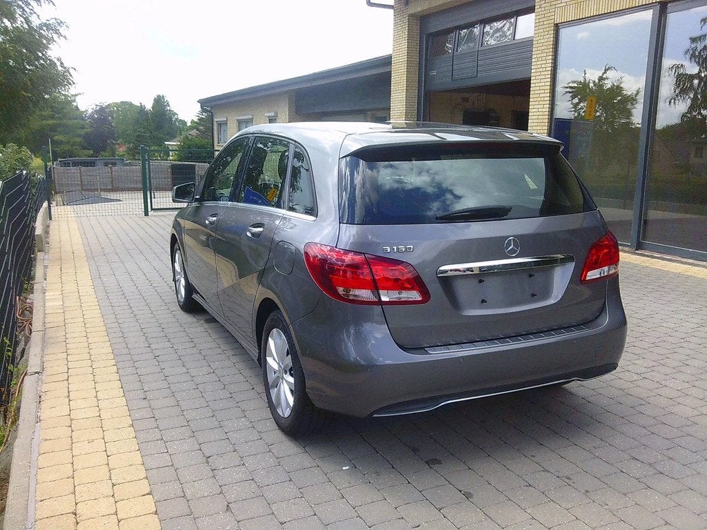 Mercedes-Benz B-CLASS 160 benzine automaat gl verkocht!, Autos, 75 kW, Euro 6, Carnet d'entretien, Noir