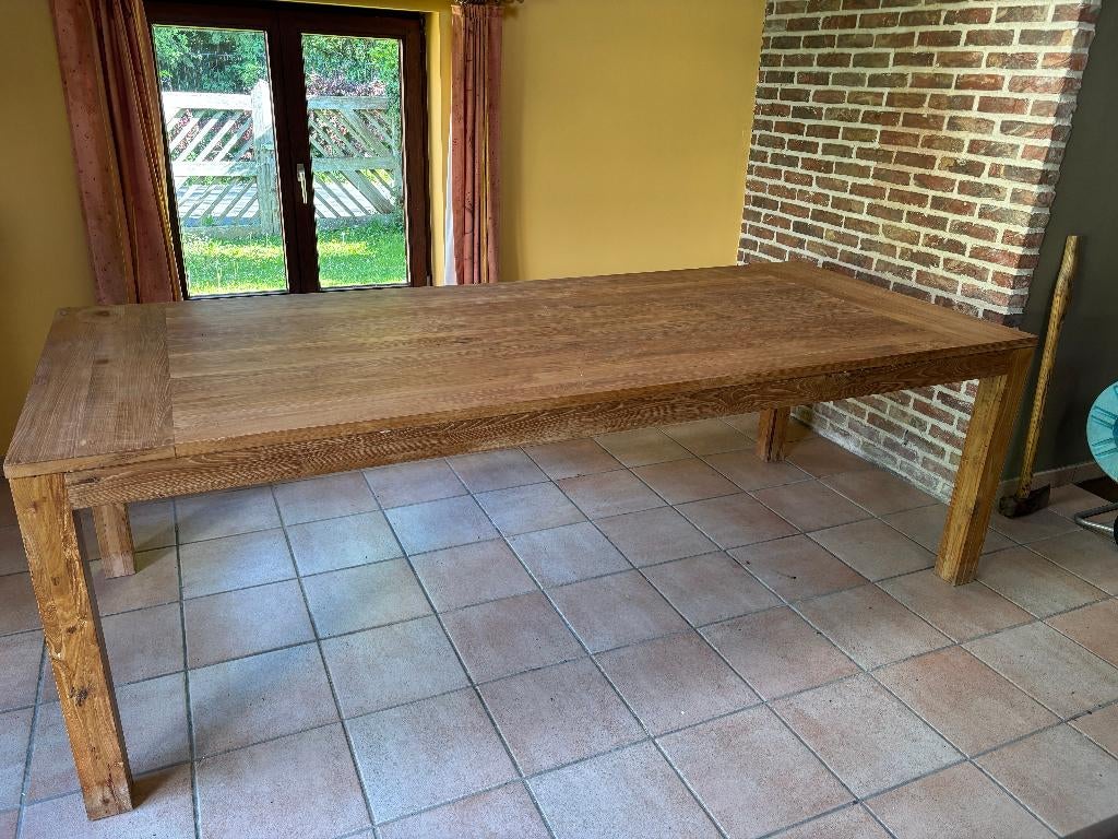 Table en teck, Maison & Meubles, Tables | Tables à manger, Teck, Cinq personnes ou plus, En teck, Enlèvement