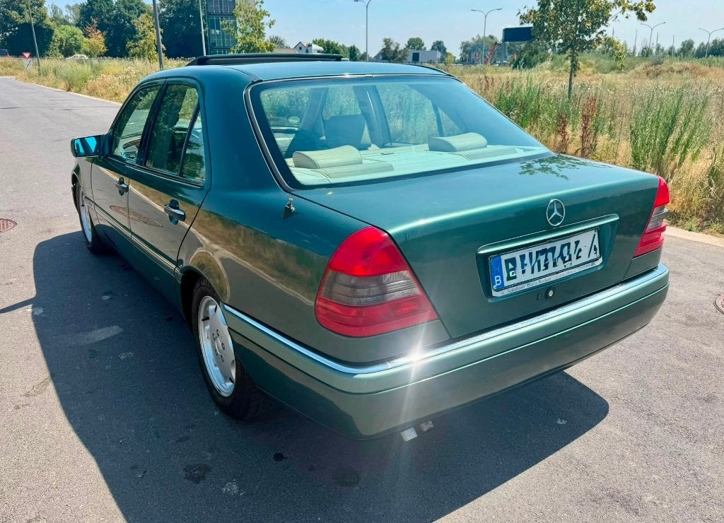 Mercedes C280 Elegance Benzine Oldtimer, foto 5