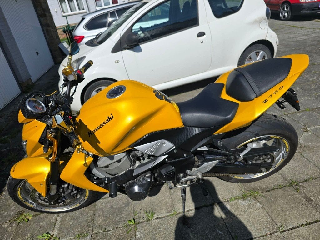 Vend moto, Motos, Motos | Kawasaki, Permis Moto A, 750 cm³, Occasion, Plus de 35 kW