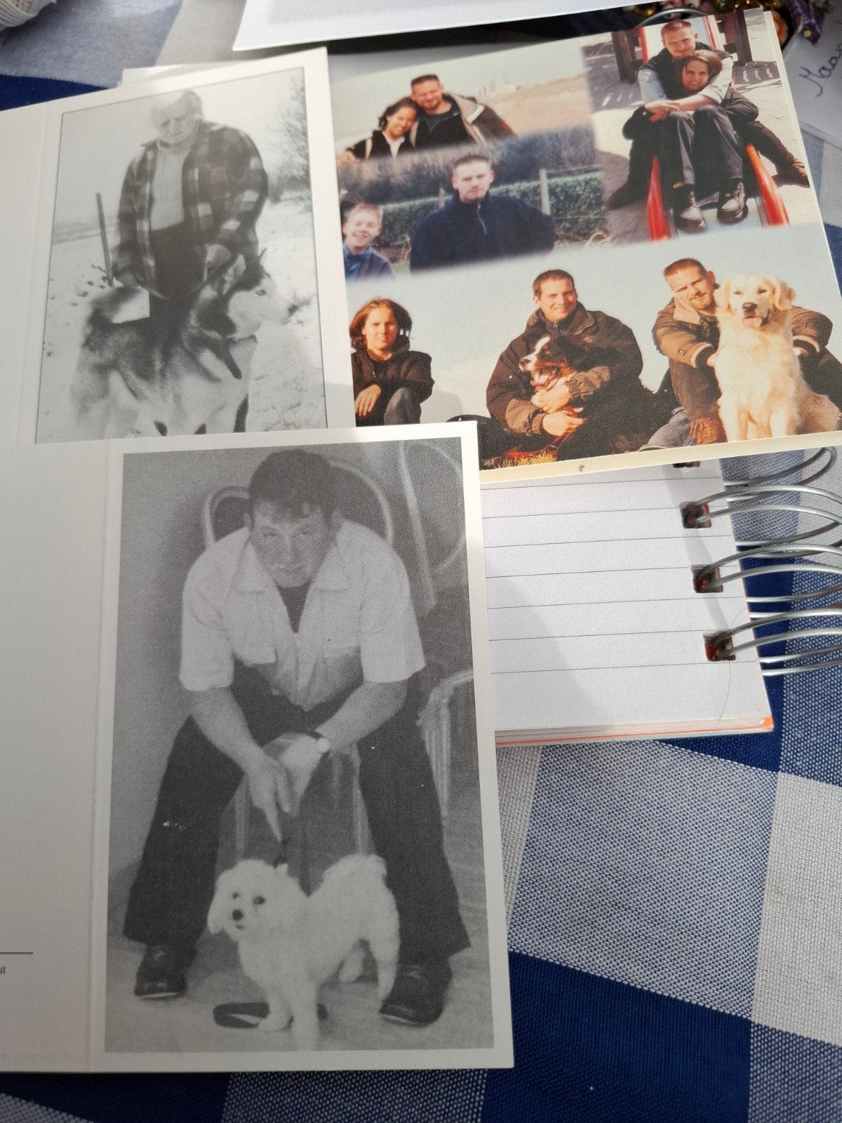 3 bidprentjes met hond, Enlèvement ou Envoi, Image pieuse