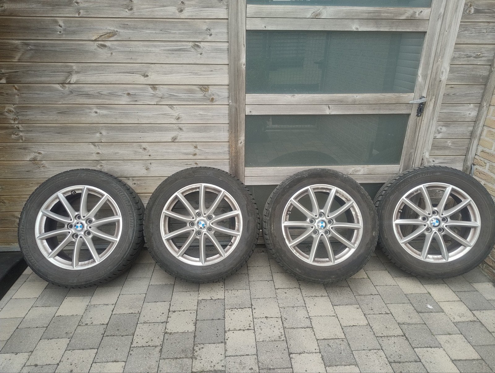 Bandenset winterbanden BMW X2 serie, Auto-onderdelen, Banden en Velgen, Ophalen, Gebruikt, Velg(en), 17 inch