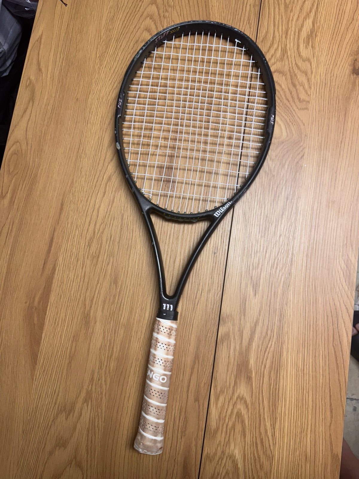 Raquette Tennis Vintage Wilson Pro Staff300 Si(Tamis 95-PWS), Enlèvement, Comme neuf, Raquette, Wilson