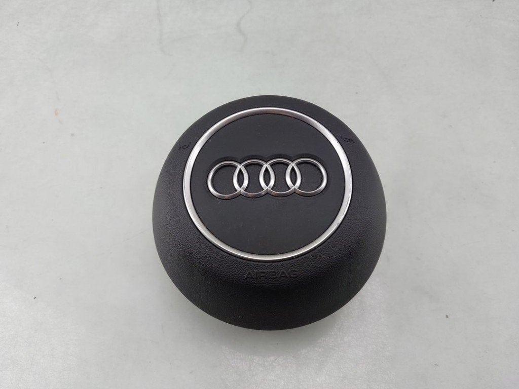 AIRBAG VOLANT Audi SQ2 (GAB / GAG) (01-2018/-), Auto-Union-Straße  1,
85057  Ingolstadt, DE, Info@audi.de, Audi, Utilisé