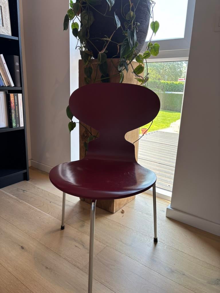 Chaise Fourmi originale Fritz Hansen-Arne Jacobsen, Enlèvement, Utilisé, Rouge, Une