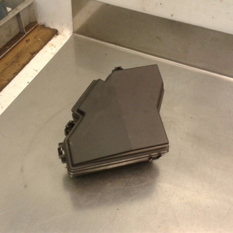 BOITIER FUSIBLES Honda Civic (FA / FD) (|SNDJ010|), Utilisé, Honda