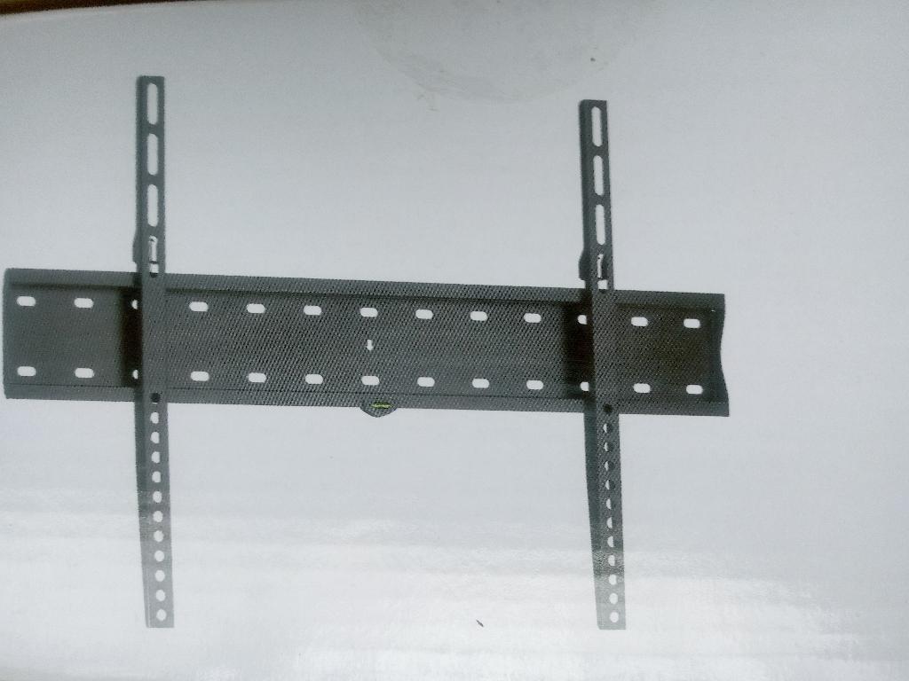 Nieuwe wandbeugel voor tv, Ophalen