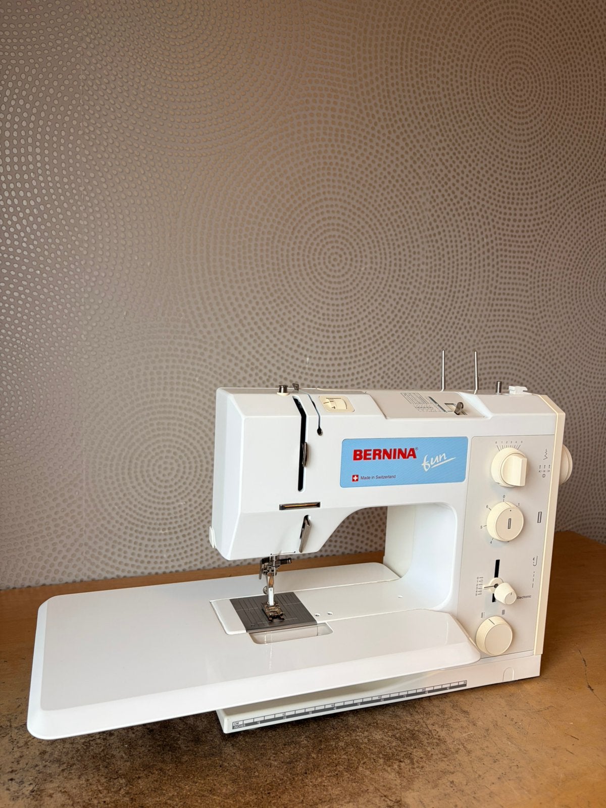 NAAIMACHINE BERNINA 1000 IN NIEUWSTAAT, Ophalen of Verzenden, Zo goed als nieuw, Naaimachine, Bernina