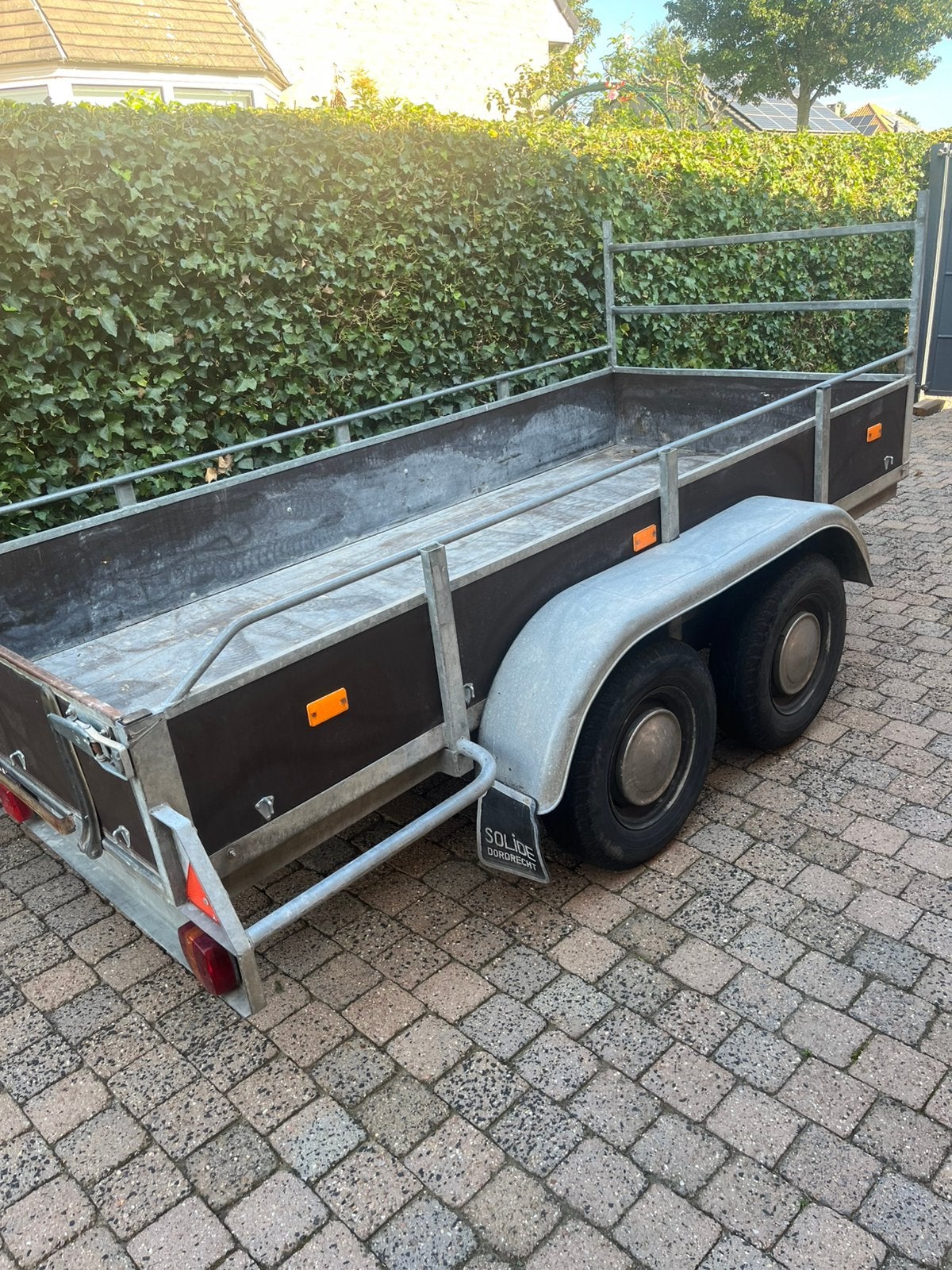 Aanhangwagen geremd, Ophalen, Zo goed als nieuw