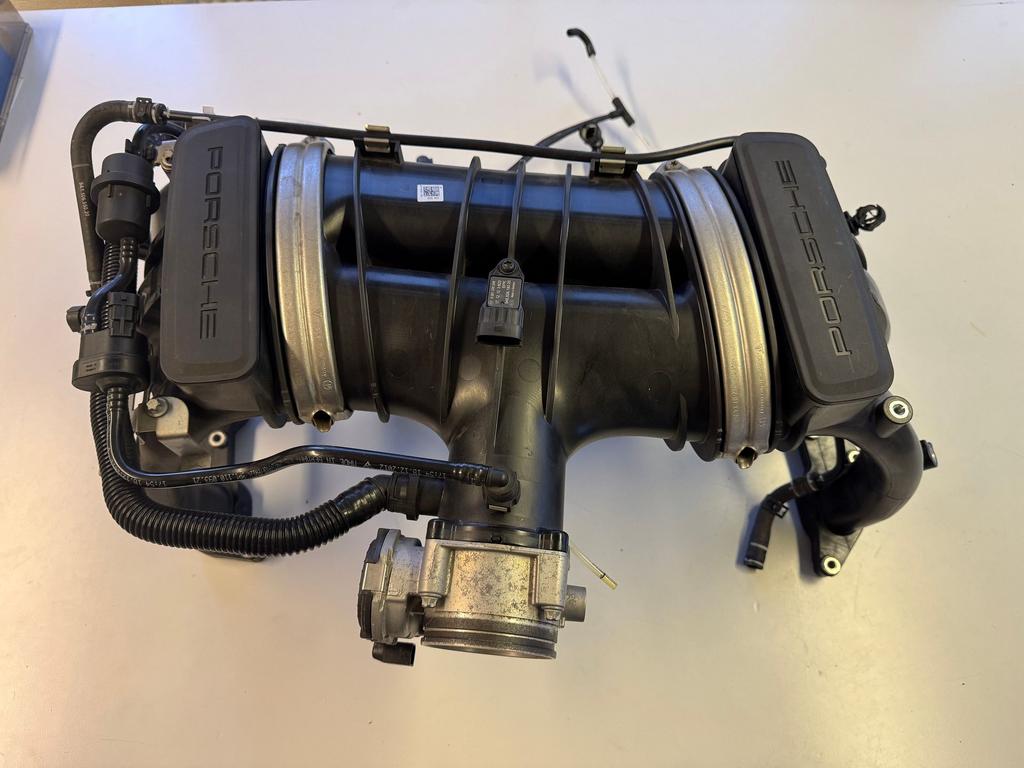 Porsche 9A1.110.120.30 motor luchtinlaat bovenbouw, Gebruikt, -, -, Ophalen of Verzenden