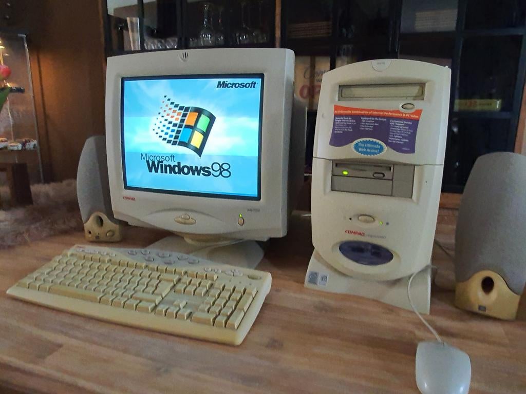Compaq Presario 5476, Computers en Software, Vintage Computers, Ophalen