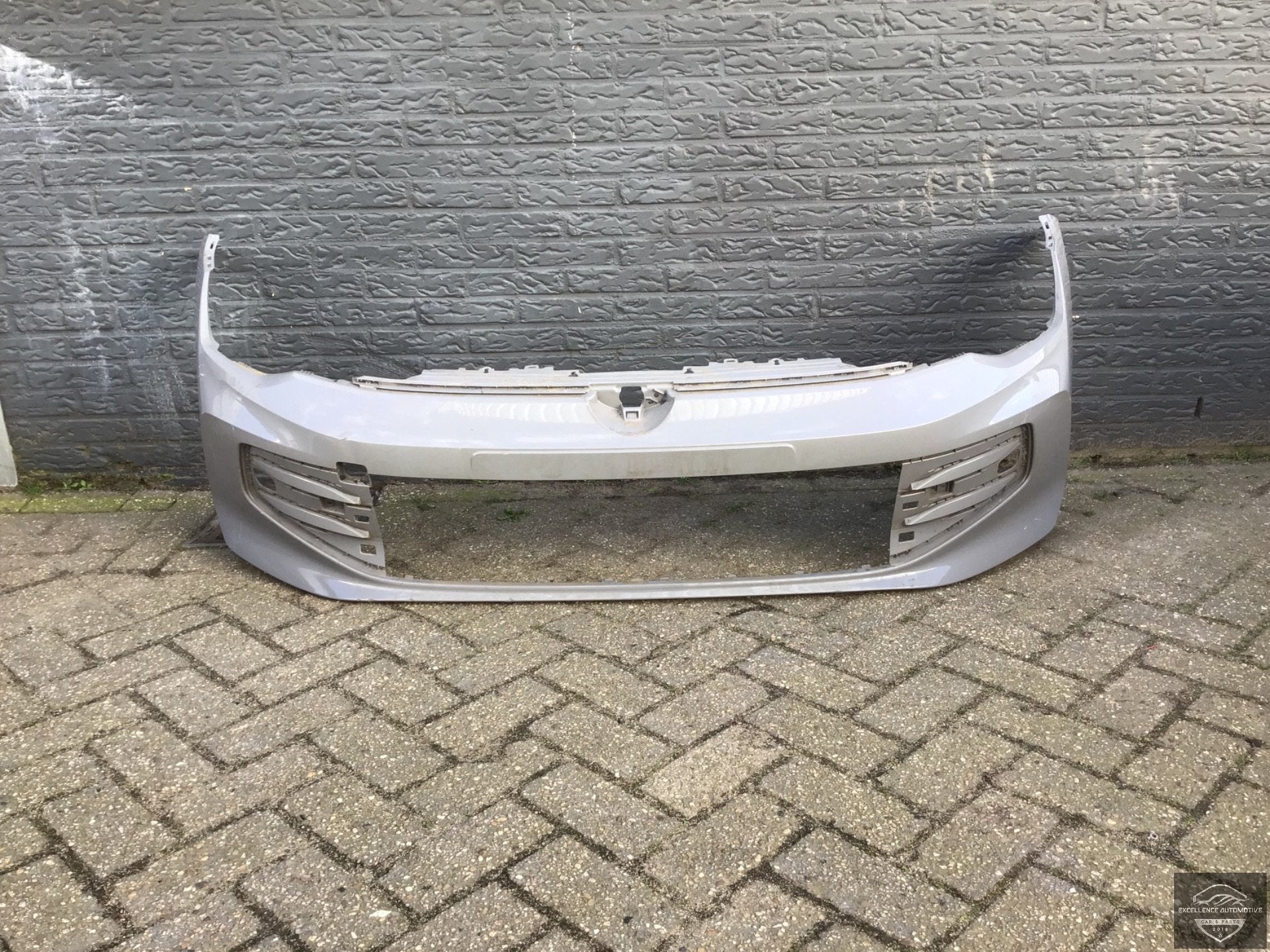 VW Golf 8 Facelift 2024+ Voorbumper Bumper Origineel!, Gebruikt, Volkswagen, Volkswagen AG, Vw@volkswagen.de