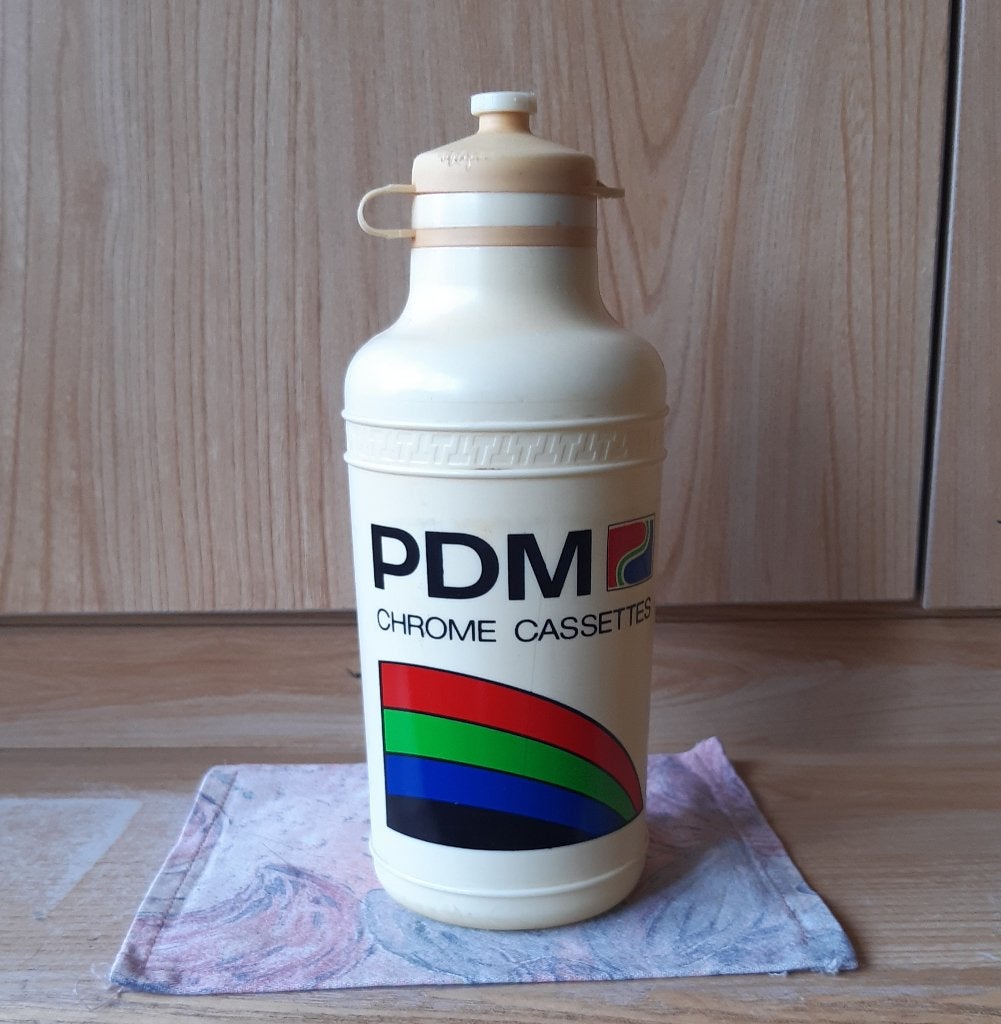 WIELRENNEN CYCLISME DRINKBUS BIDON TEAM PDM, Ophalen of Verzenden