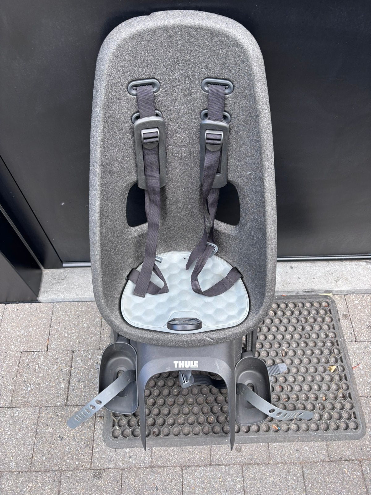 Thule Yepp fietsstoeltje, Ophalen, Achterzitje, 9 t/m 36 kg, Gebruikt