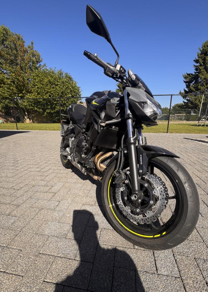 Kawasaki Z650 2025 EN PARFAIT ÉTAT - garantie du fabricant !, Permis Moto A, Plus de 35 kW, Contrôle de traction, Naked bike