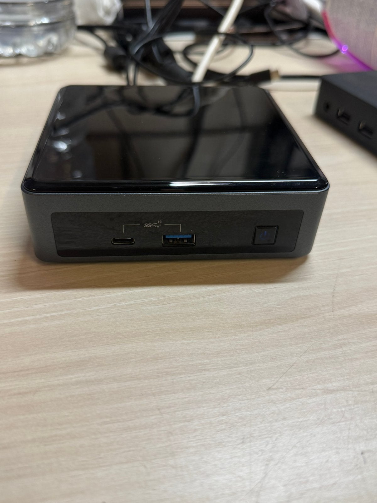 Intel NUC Mini PC – Intel Core i3-10110U, Computers en Software, Desktop Pc's, Zo goed als nieuw, SSD, 8 GB, Ophalen
