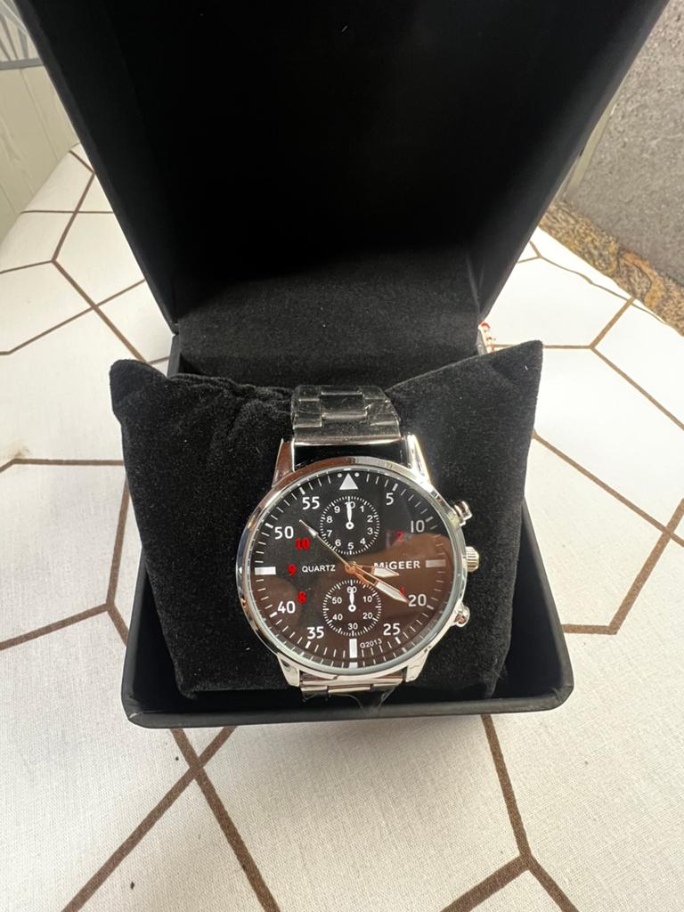 Nieuw horloge in de doos, Ophalen of Verzenden, Nieuw, Polshorloge, Overige merken
