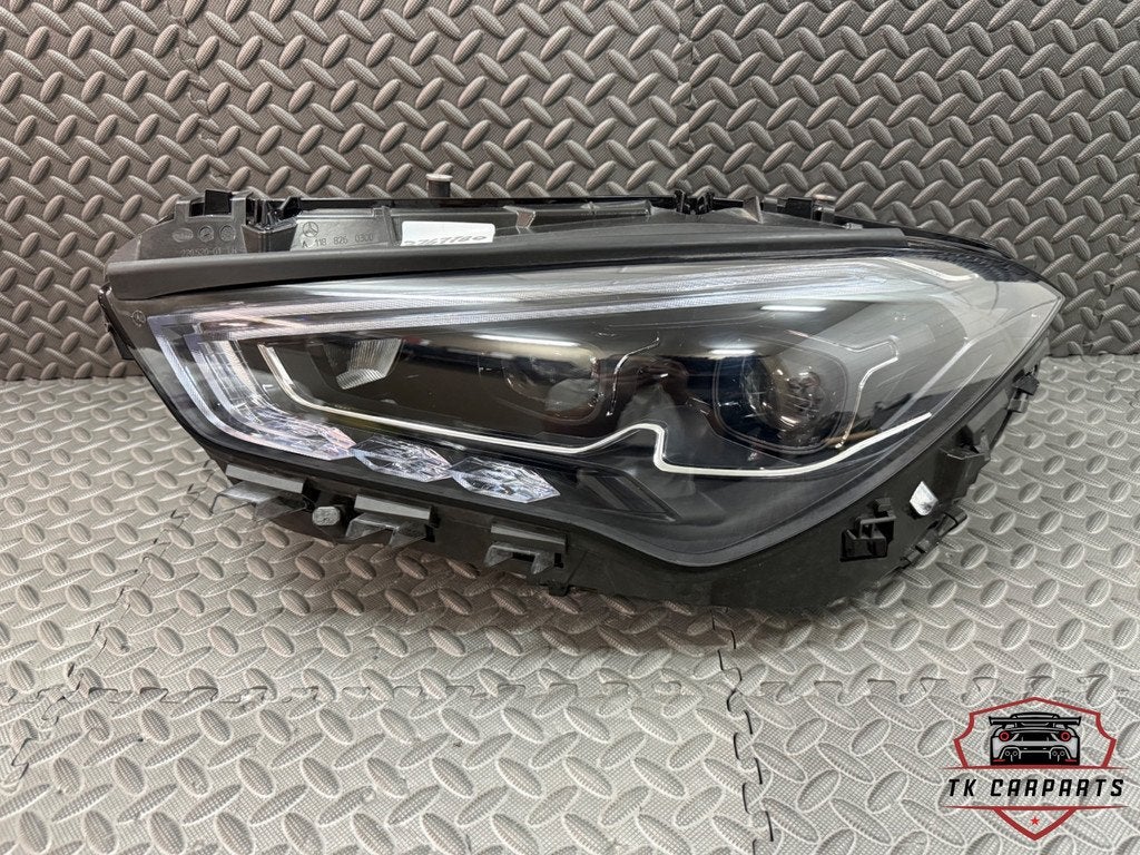 Mercedes Cla w118 facelift multibeam led koplamp a1189061301, Auto-onderdelen, Gebruikt, Mercedes-Benz AG, Mercedes-Benz, Mercedesstrasse 120
70372  Stuttgart, DE