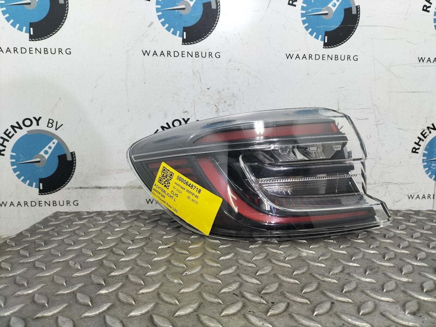 RENAULT CLIO MK5 B7 TECHNO ACHTERLICHT L 265558726R 2024, Enlèvement ou Envoi, Utilisé, ARN reconnu