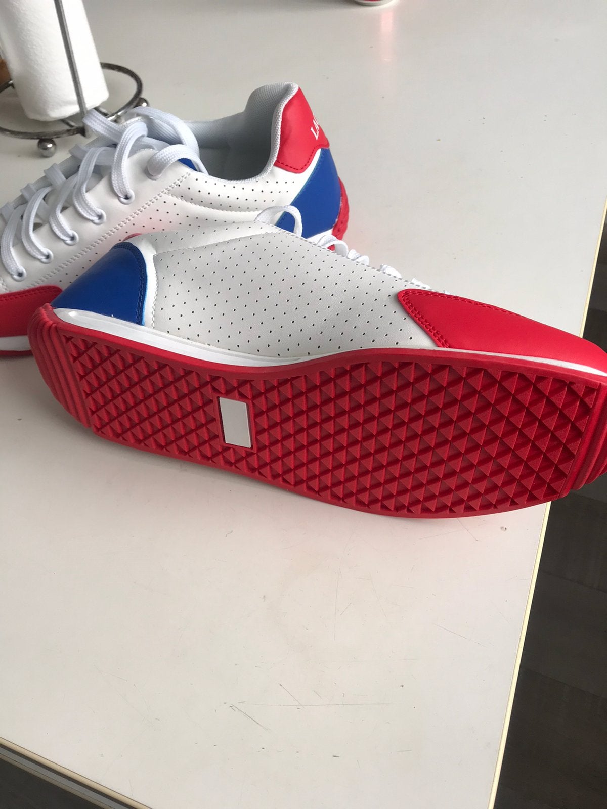 Lacoste schoenen, Sport en Fitness, Basketbal, Ophalen, Zo goed als nieuw, Schoenen