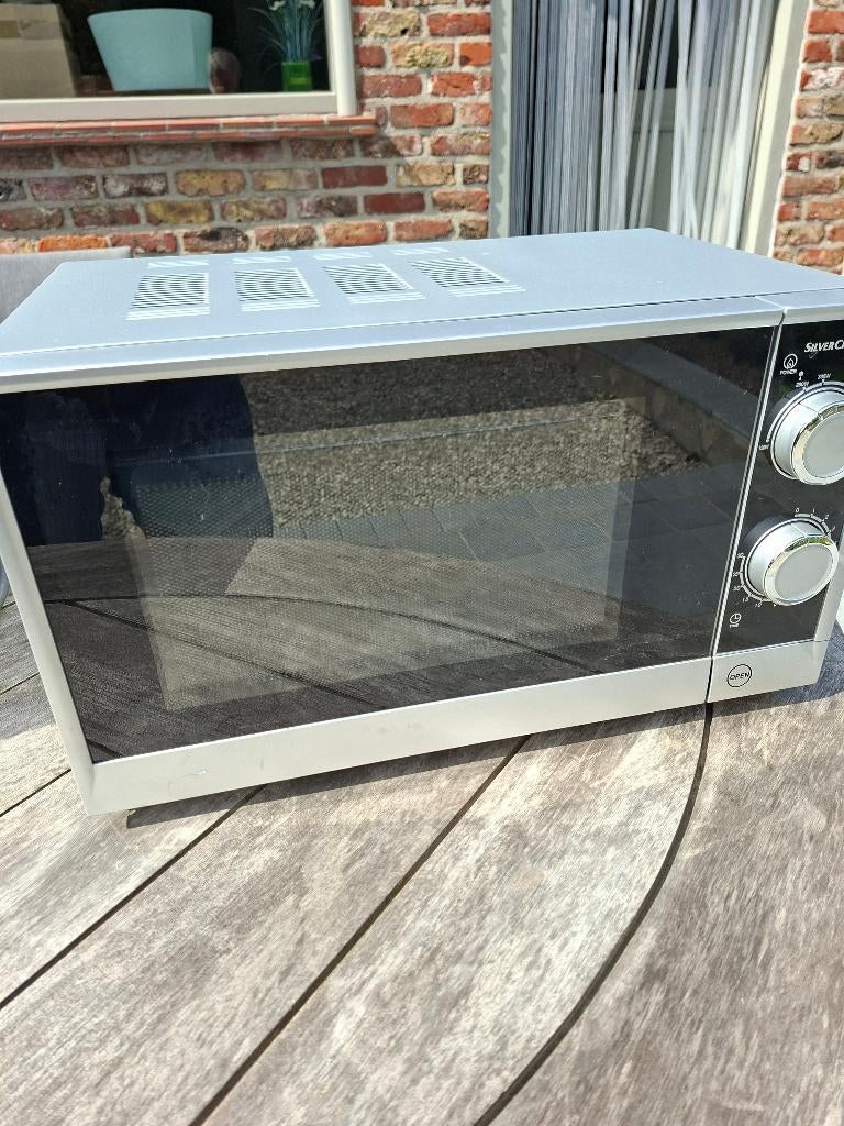 Microwave, Elektronische apparatuur, Microgolfovens, Ophalen, Microgolfoven, Zo goed als nieuw, Draaiplateau