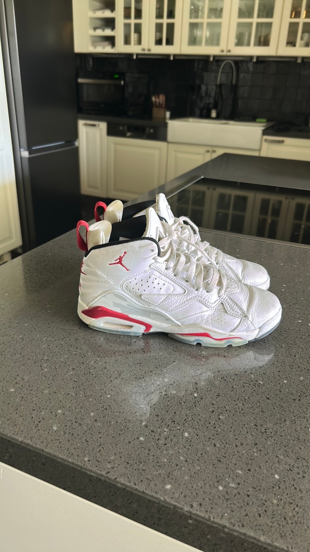 Nike aire Jordan, Sport en Fitness, Basketbal, Ophalen, Zo goed als nieuw