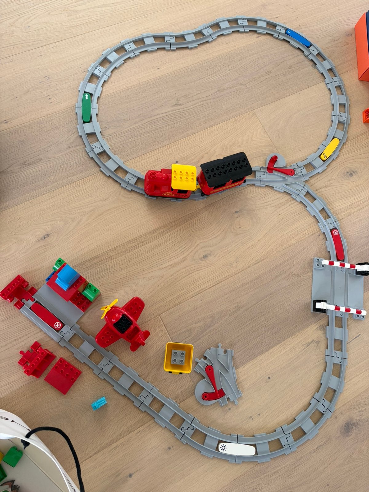 Duplo trein + uitbreiding, Kinderen en Baby's, Speelgoed | Thomas de Trein, Ophalen, Zo goed als nieuw