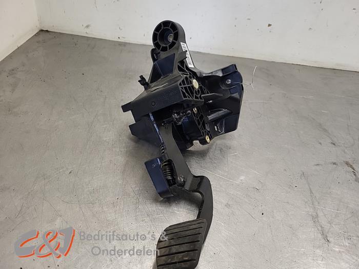 Pédale embrayage d'un Renault Trafic, Renault, -, 3 mois de garantie, Utilisé