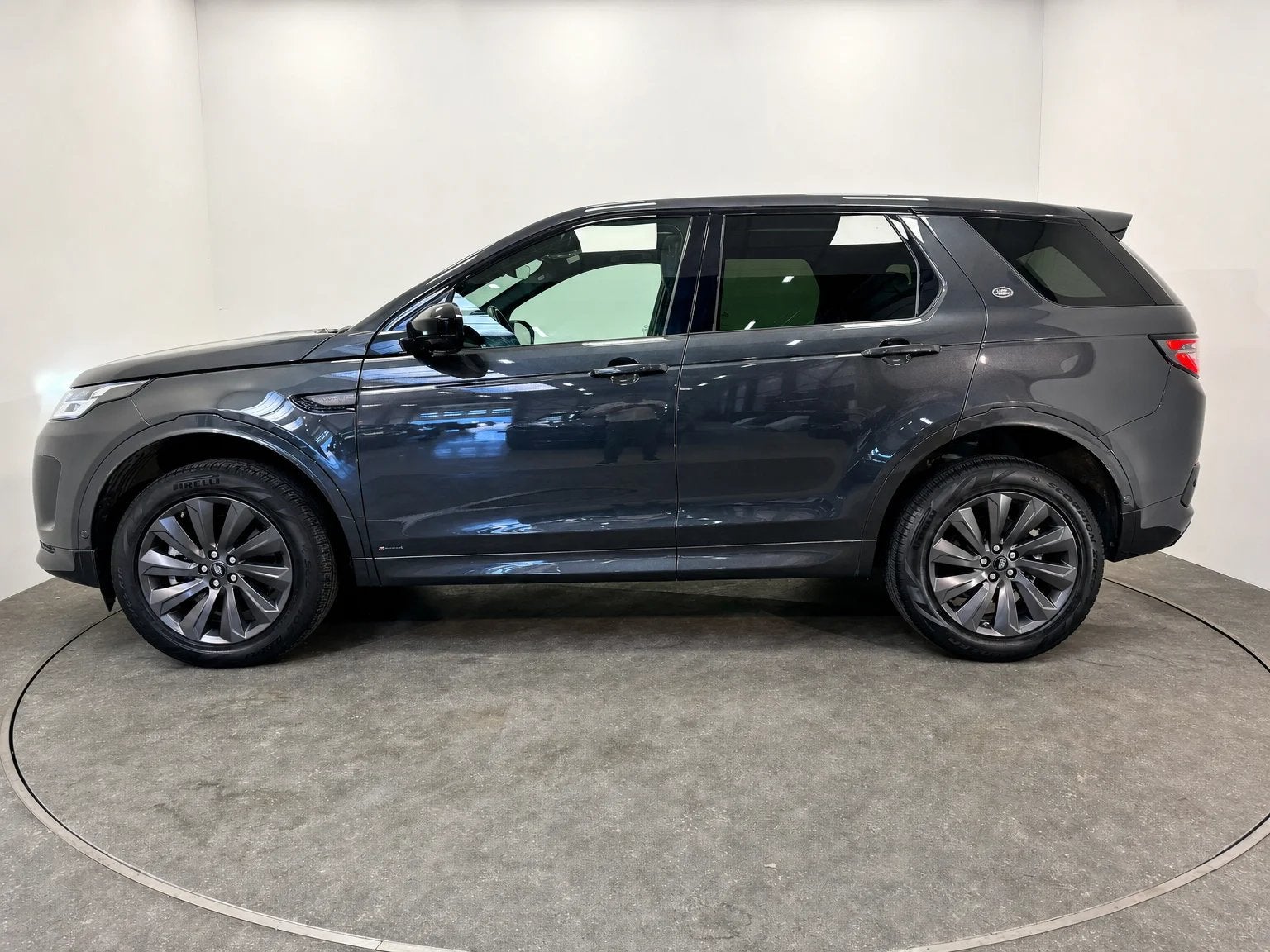 Land Rover Discovery Sport 2.0, Auto's, 1998 cc, https://public.car-pass.be/vhr/8ba6743c-3196-4887-a228-ffd371af6fd7, Overige kleuren