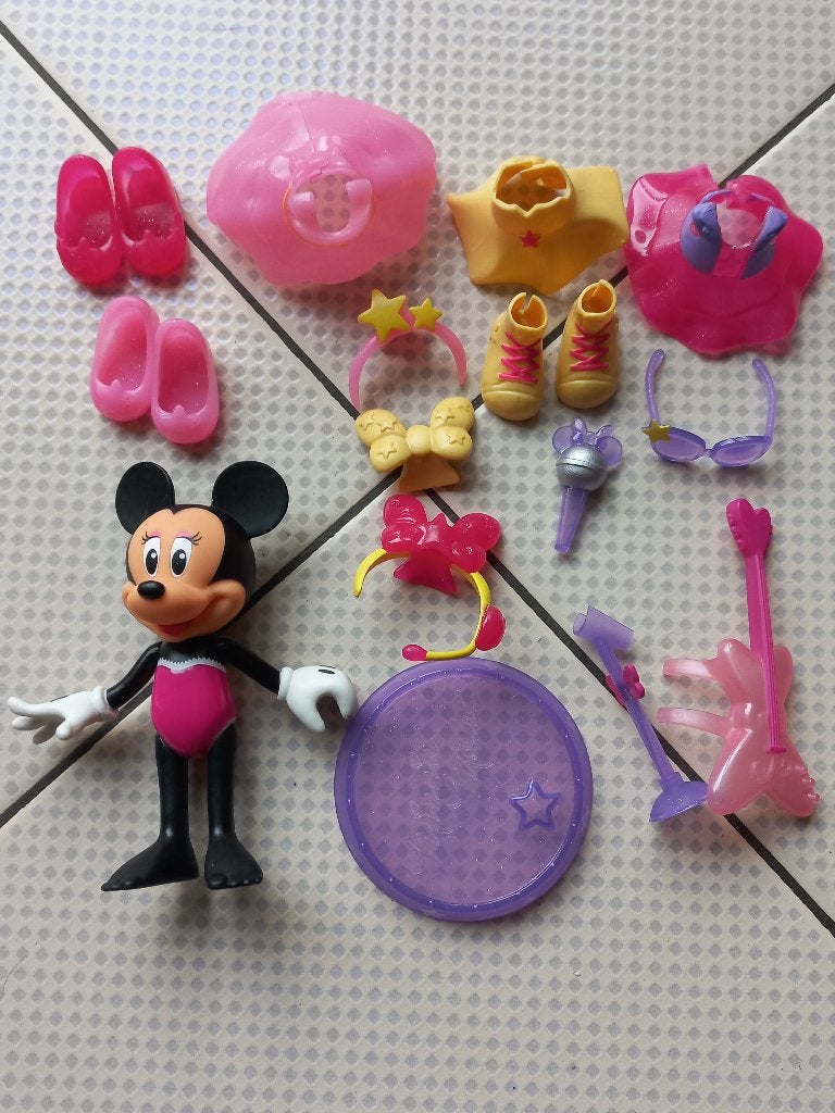 Poupée Minnie à habiller   F Disney, Enlèvement ou Envoi, Comme neuf, Autres types