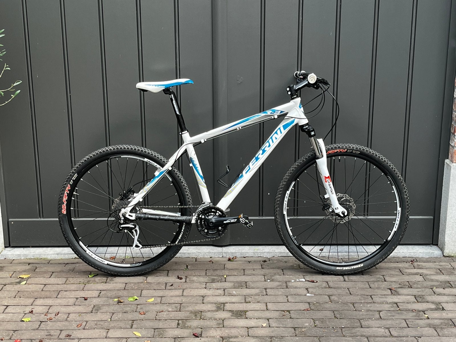 Ferrini R3 mountainbike M/L, Hardtail, Ophalen, Gebruikt, Schijfrem
