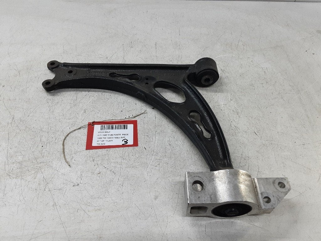 BRAS DE SUSPENSION AVANT GAUCHE (TRIANGLE) Golf V (1K1), Volkswagen, Mevr. I. Hauben, Utilisé, Rue de l'Espoir 34 34
4030  GRIVEGNÉE, BE