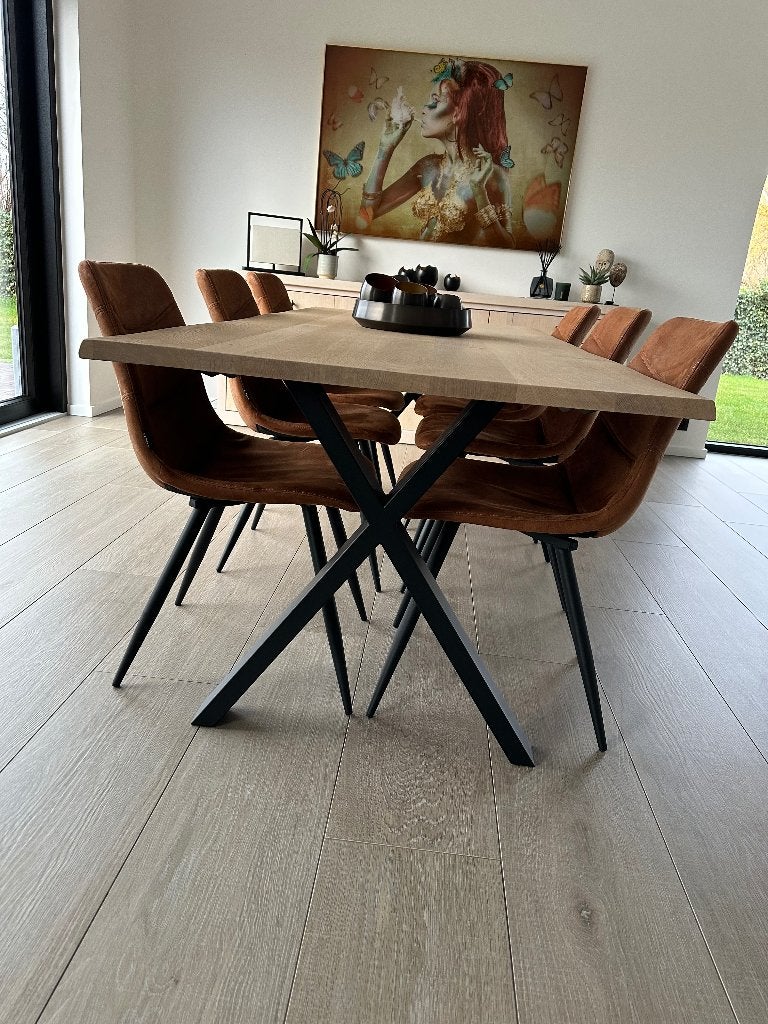 Prachtige eiken tafel met X poot inclusief 6 stoelen, Huis en Inrichting, Tafels | Eettafels, Ophalen, Landelijk modern, 100 tot 150 cm